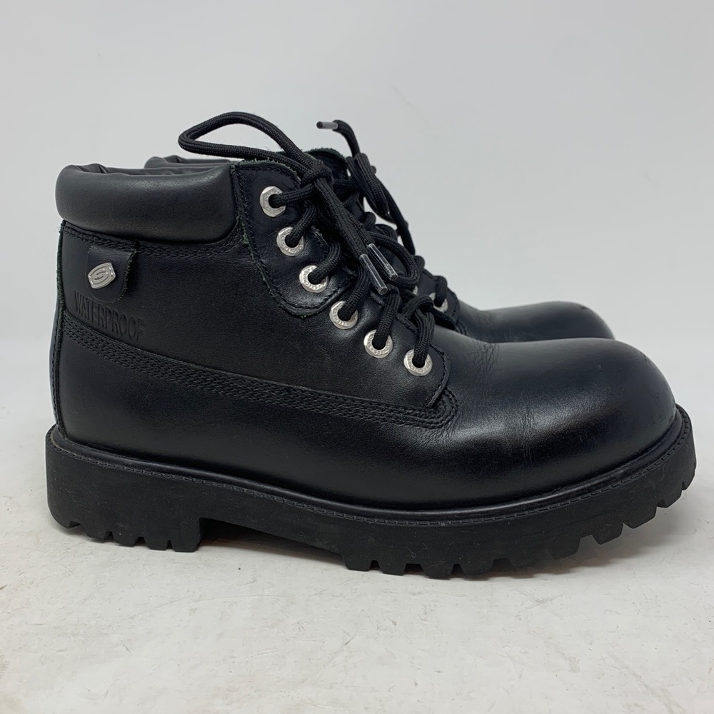 Skechers Boots Size 8.5 Water Proof Black